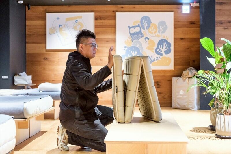 眠豆腐新竹店：鐵件×實木三層樓空間，全品項放鬆試躺，找到最對的床墊